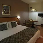 Tevere Perugia فندق 3*