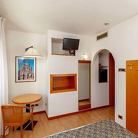 Tevere Perugia 3* פונטה סן ג'ובאני