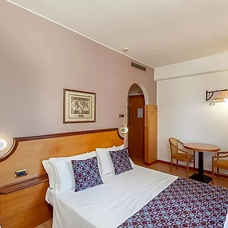 Tevere Perugia מלון פונטה סן ג'ובאני